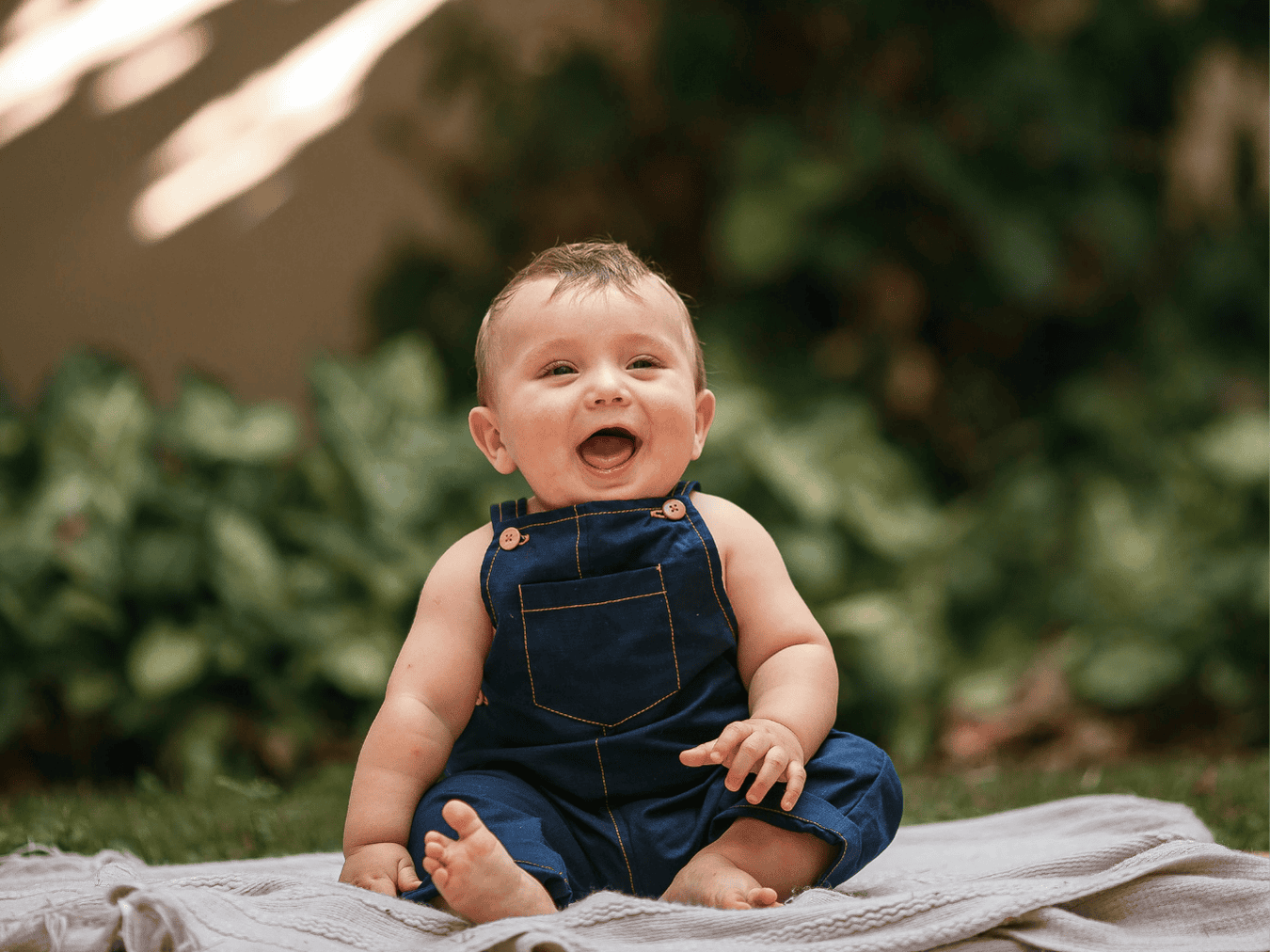 Baby Talking Stages: When to Expect the First Words